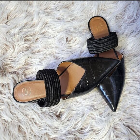 Malone Souliers - Picture 8 of 16